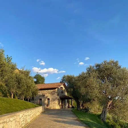 Bujtina Salko Βίλα *